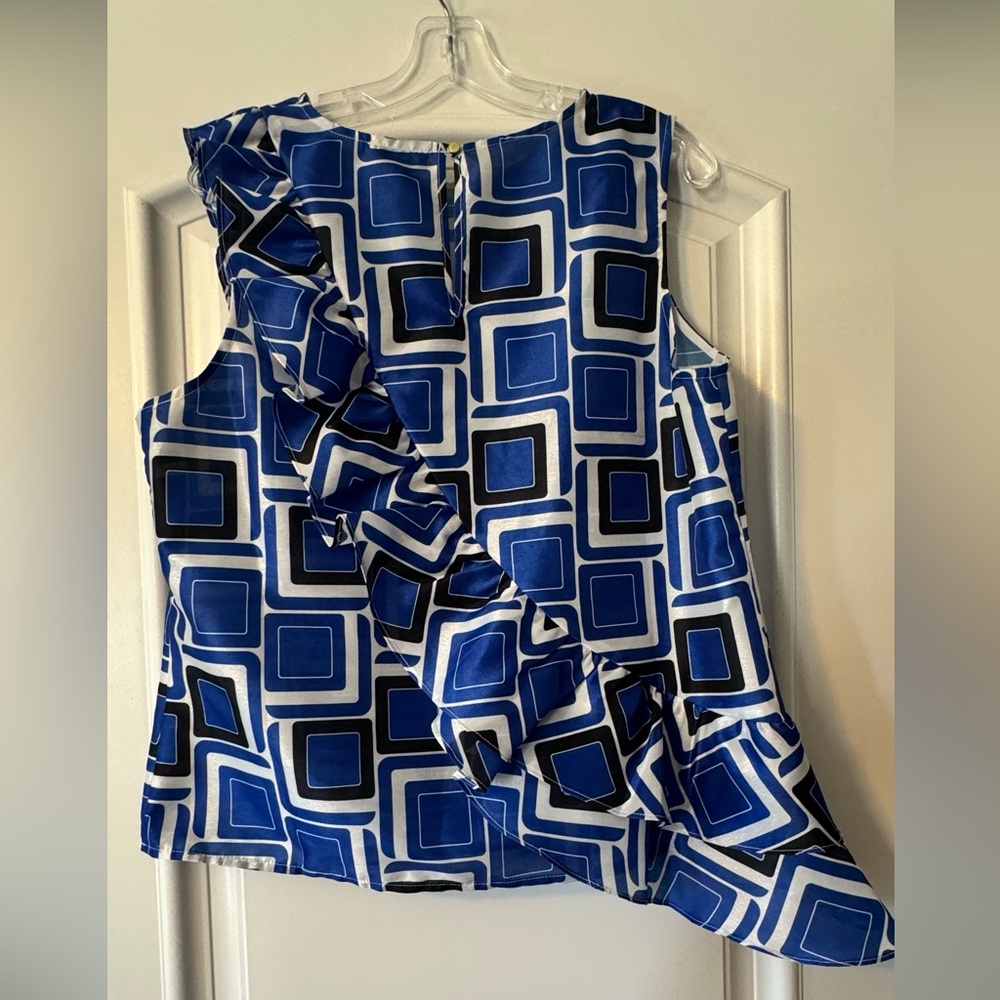 Tyler Boe Geometric Blue and Black Sleeveless Top